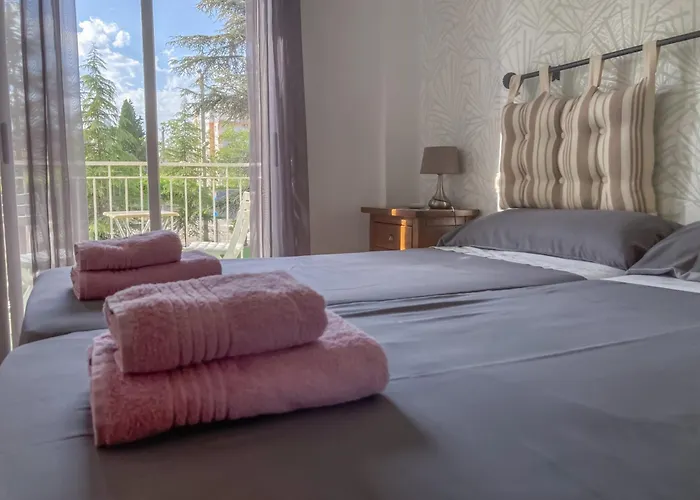 Luninoso y práctico apartamento en el centro con amplio parking incluido